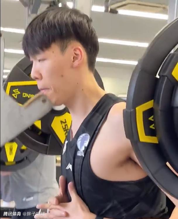 三级精品在线观看